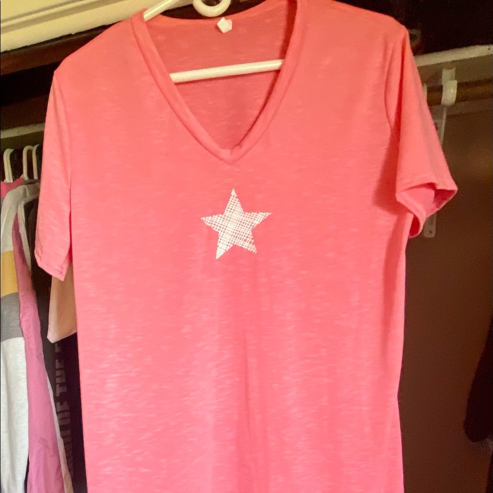 Simple T.. never worn.